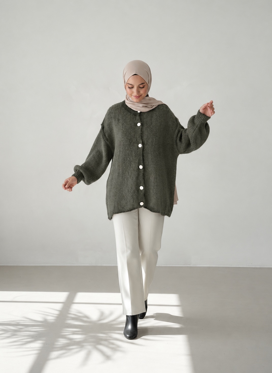 Raha Cardigan Short - Dark Olive