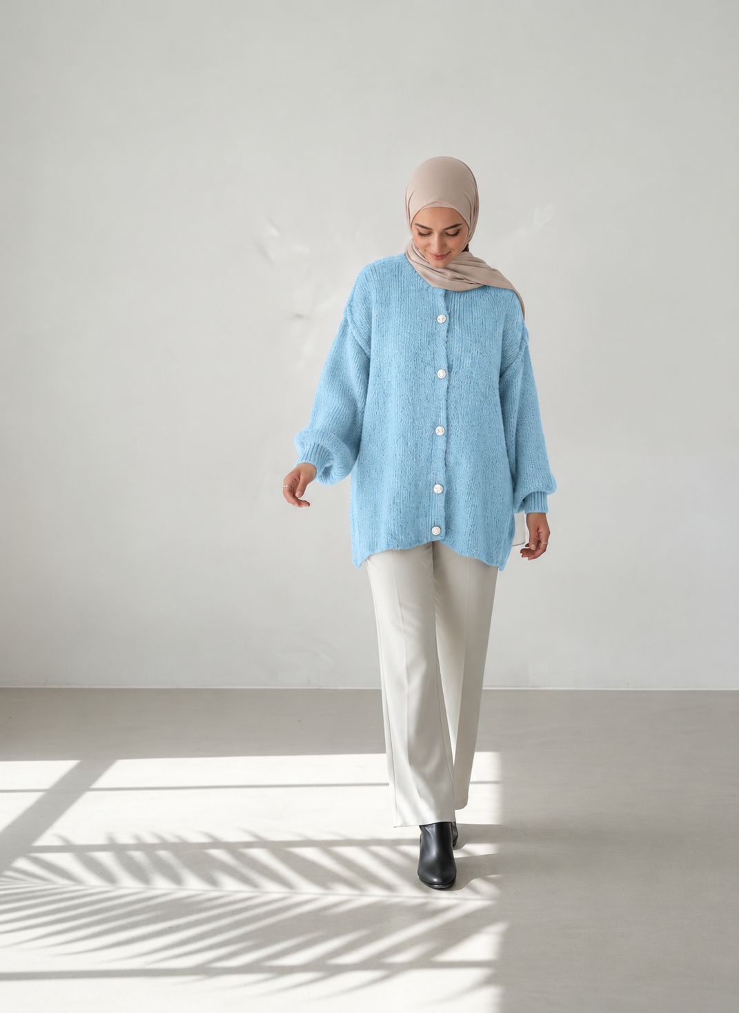 Raha Cardigan Short - Hellblau