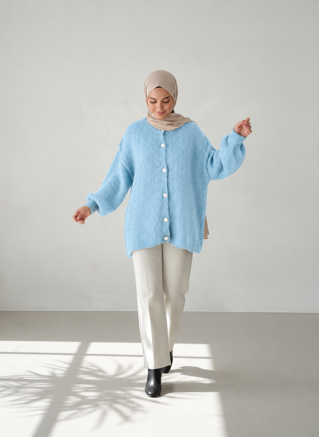 Raha Cardigan Short - Hellblau