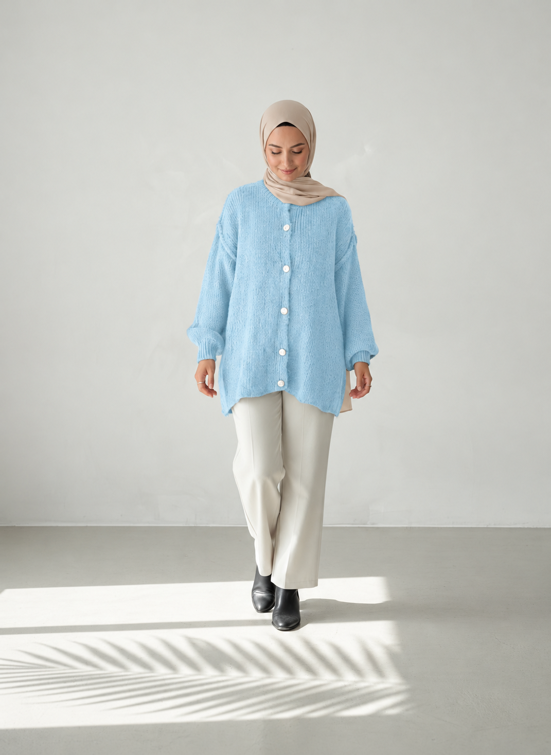 Raha Cardigan Short - Hellblau